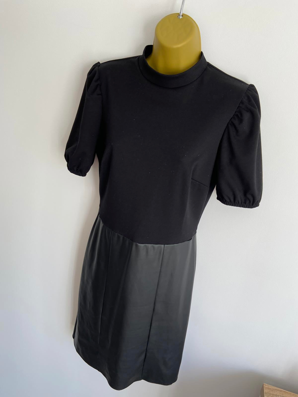 Dorothy Perkins “TALL” Black Dress – UK Size 8