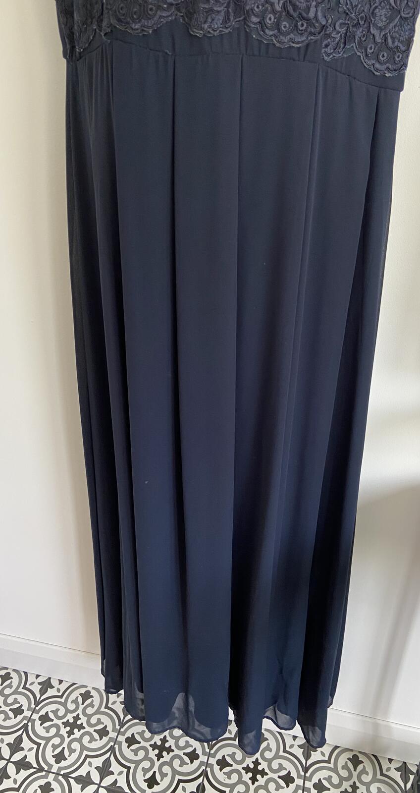 AX Paris Curve Navy Lace Sleeveless Maxi Dress - Size 16