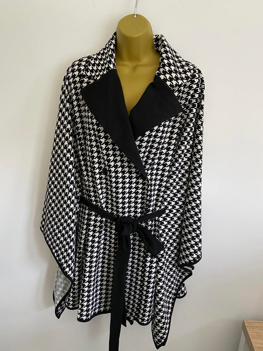 SHEIN Curve Black & White Plaid Tunic Top - Pop Over, Long Sleeve, Size 1XL