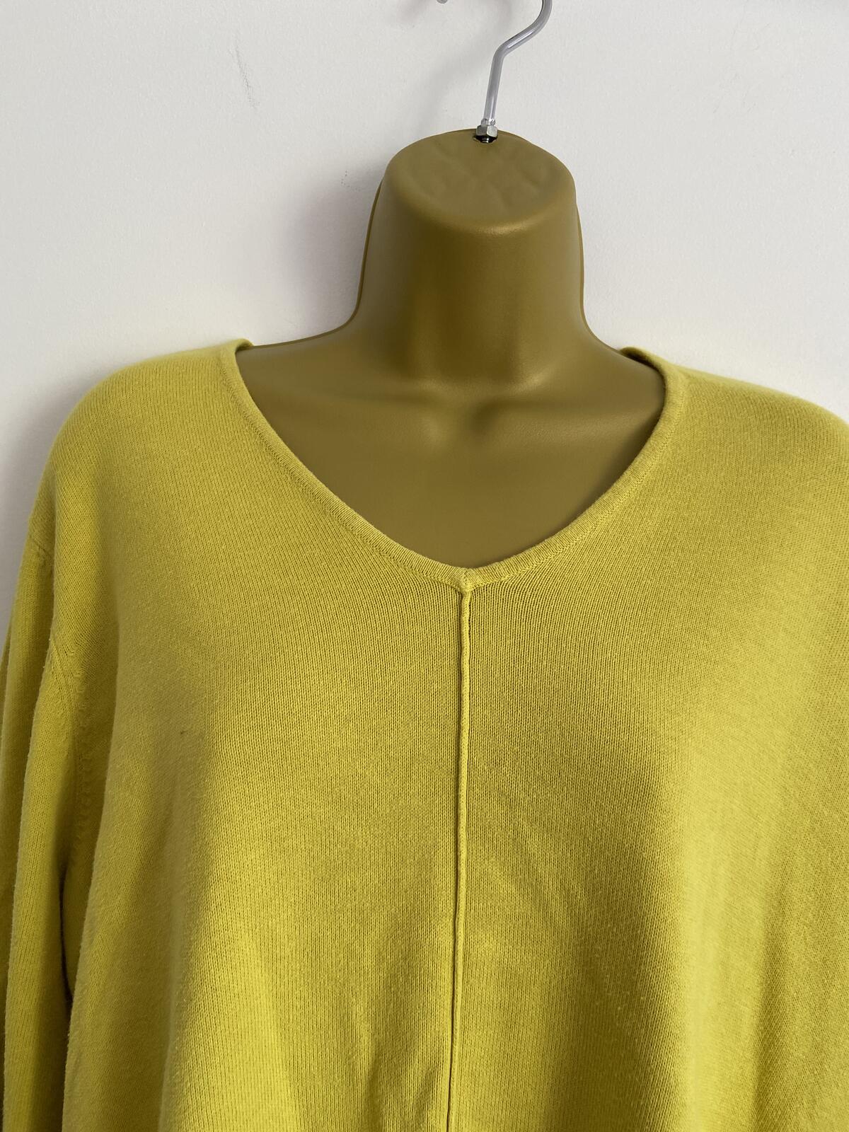 Marble Lime Yellow 100% Cotton V-Neck Jumper with Buckle Sleeves - Size Large