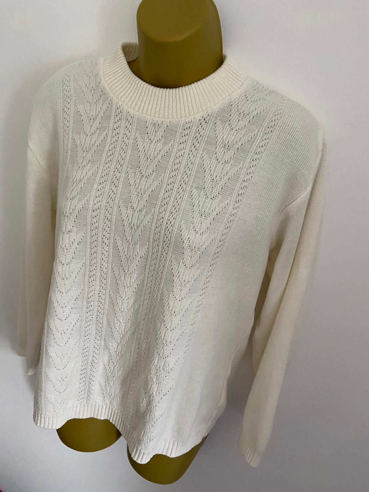 Vintage Cream Knit Jumper Size 10-12 Chevron Pointelle