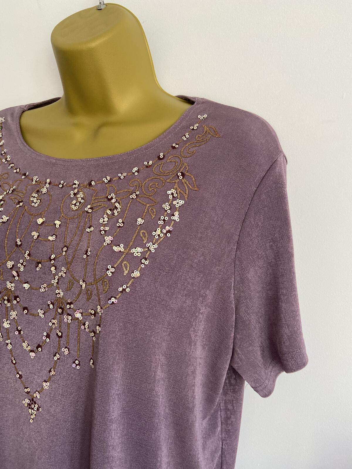 Lilac Purple Embroidered Sequin Neckline Short Sleeve Top - Size 20