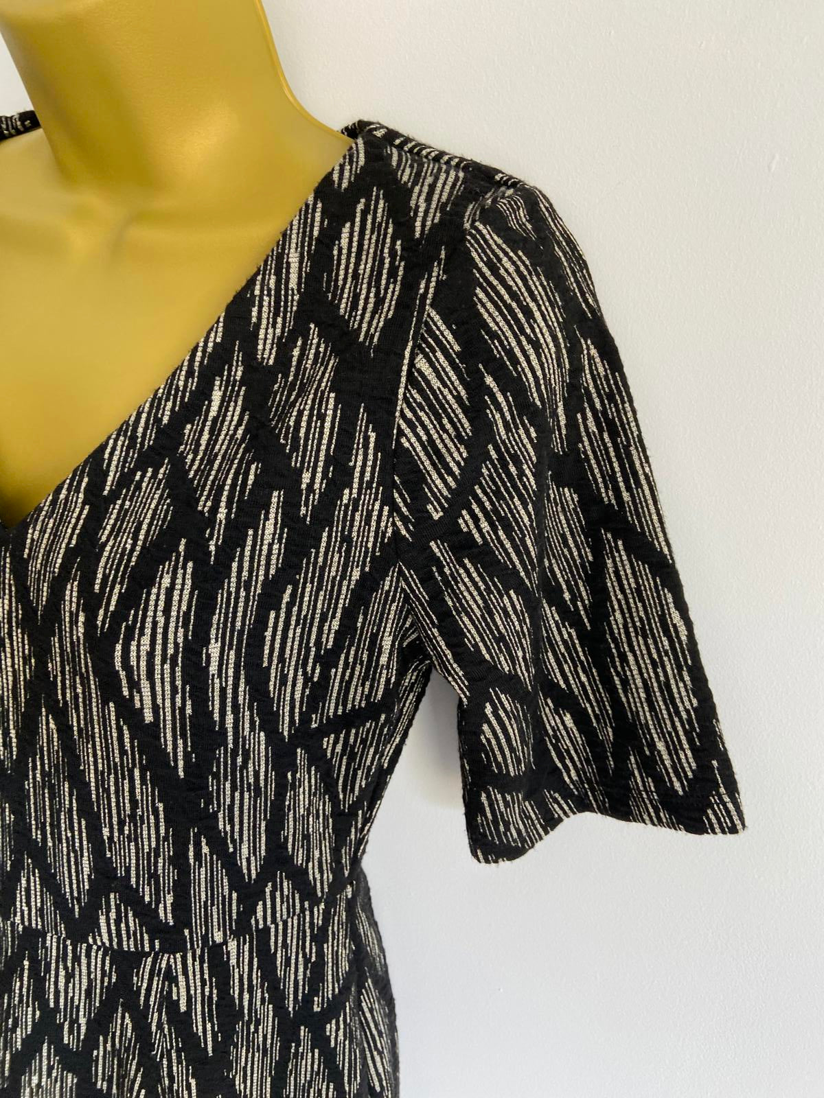 Florence & Fred (F&F) Size 6 Black & Gold Dress