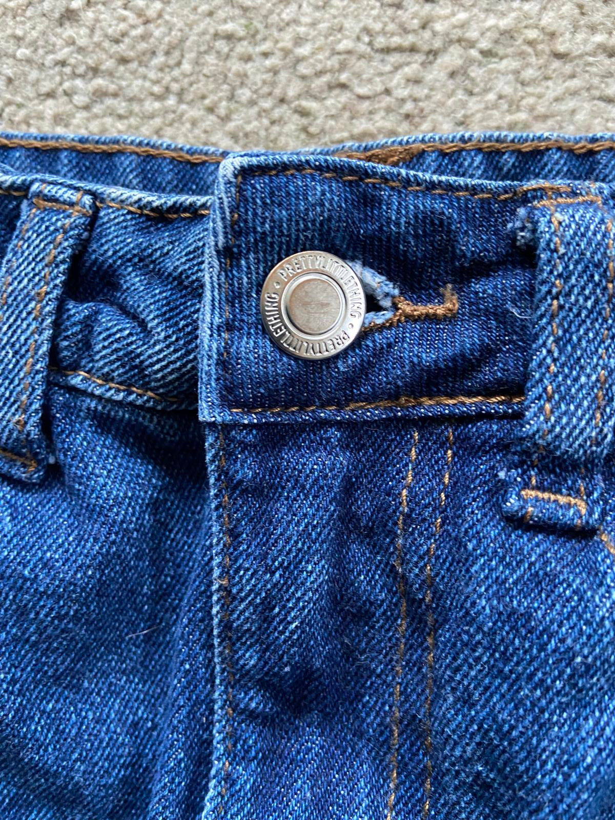 PrettyLittleThing (PLT) Distressed Denim Mini Skirt - Frayed Hem, UK Size 4