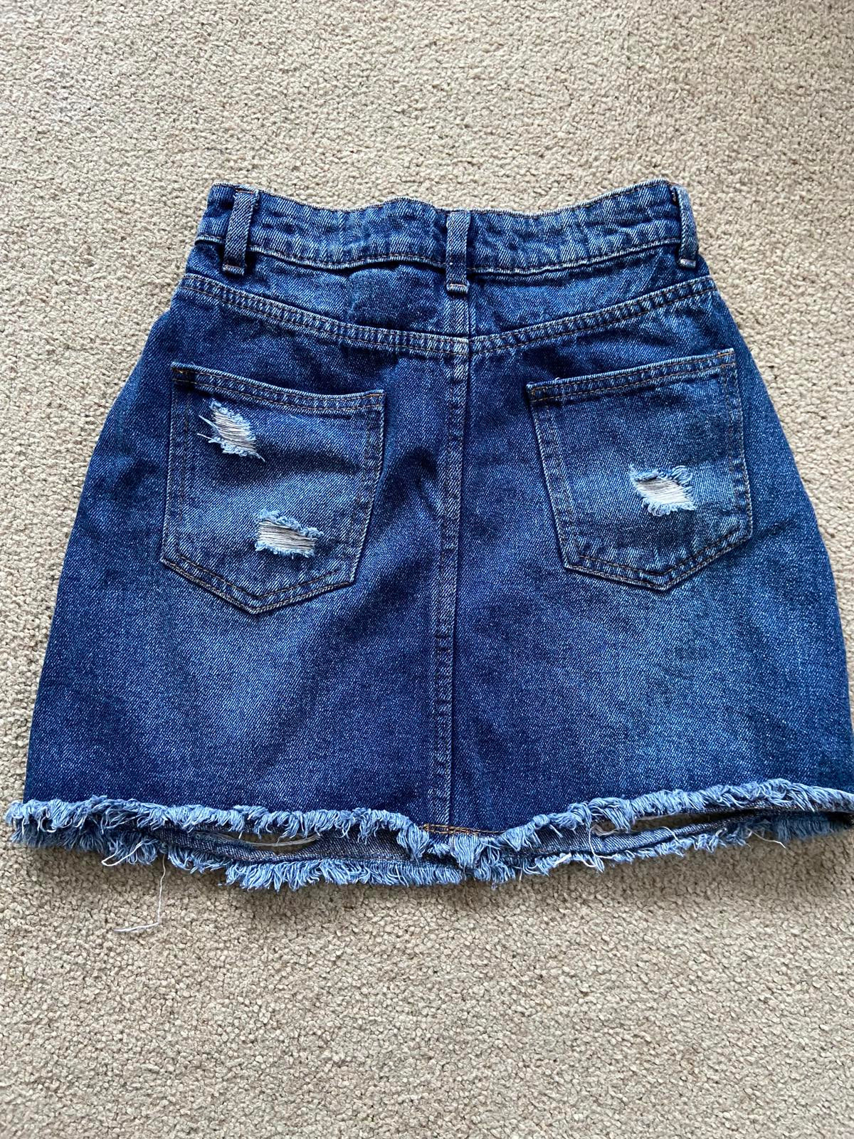 PrettyLittleThing (PLT) Distressed Denim Mini Skirt - Frayed Hem, UK Size 4