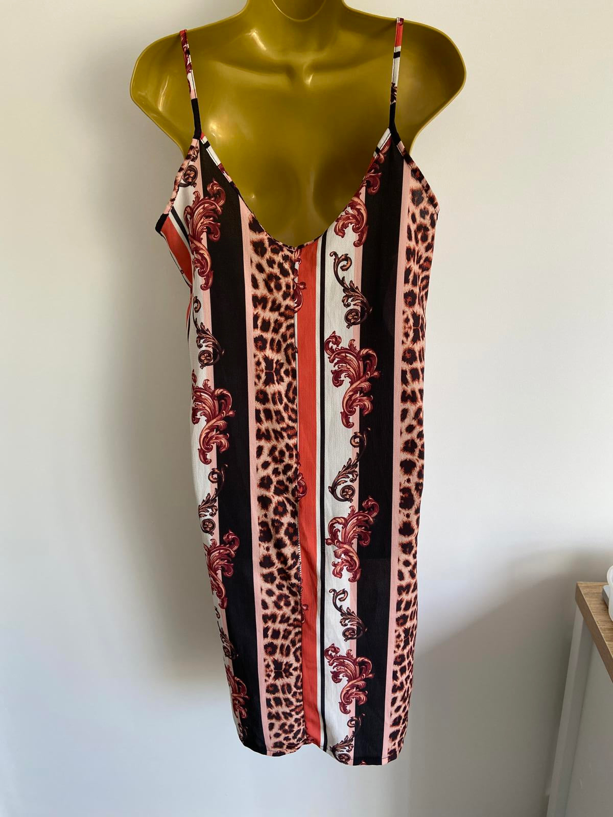 Boohoo Size 12 Strappy V-Neck Dress