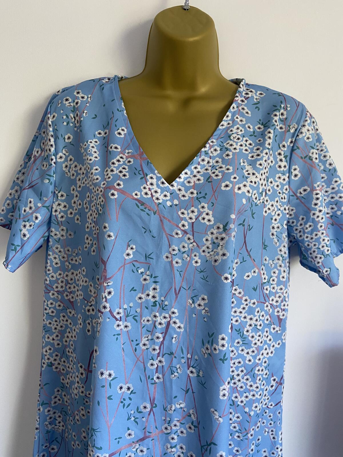 XL Blue Cherry Blossom Floral Dress Casual V-Neck Short Sleeve Lightweight