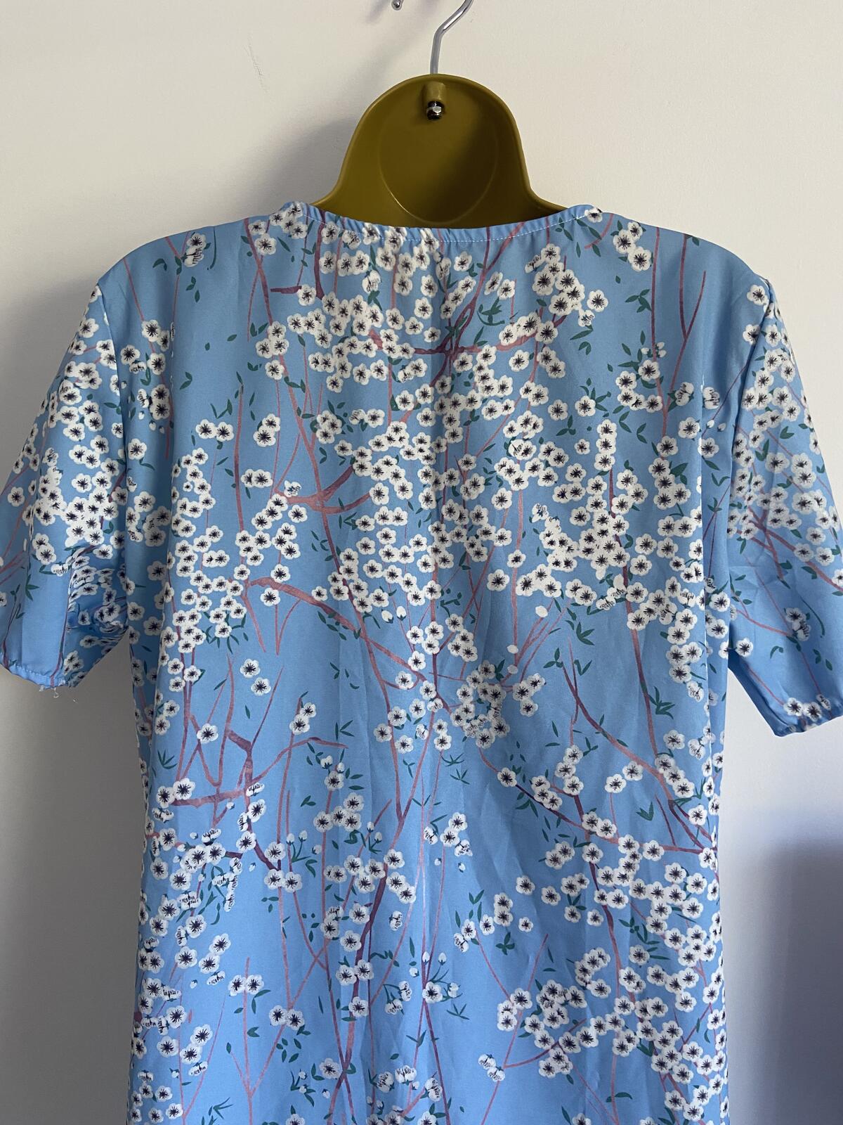 XL Blue Cherry Blossom Floral Dress Casual V-Neck Short Sleeve Lightweight