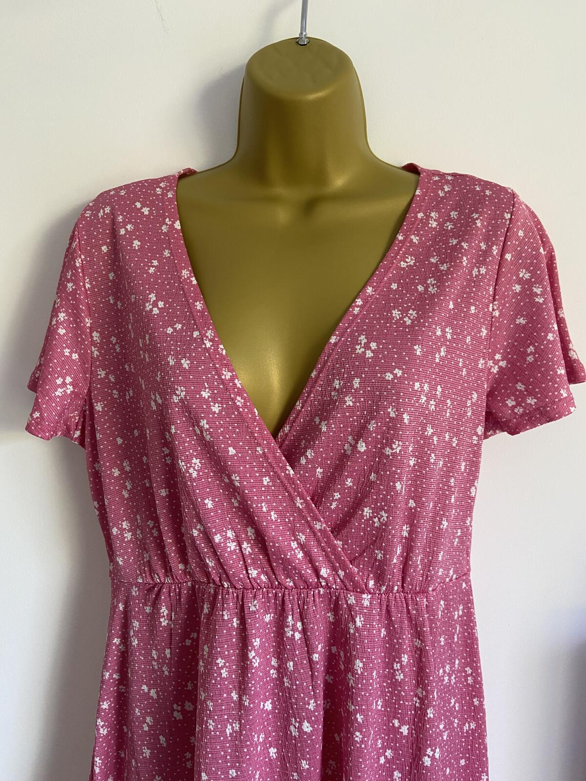 Lefties EU Large Pink Floral Faux Wrap Summer Dress Fluted Hem Short Sleeve
