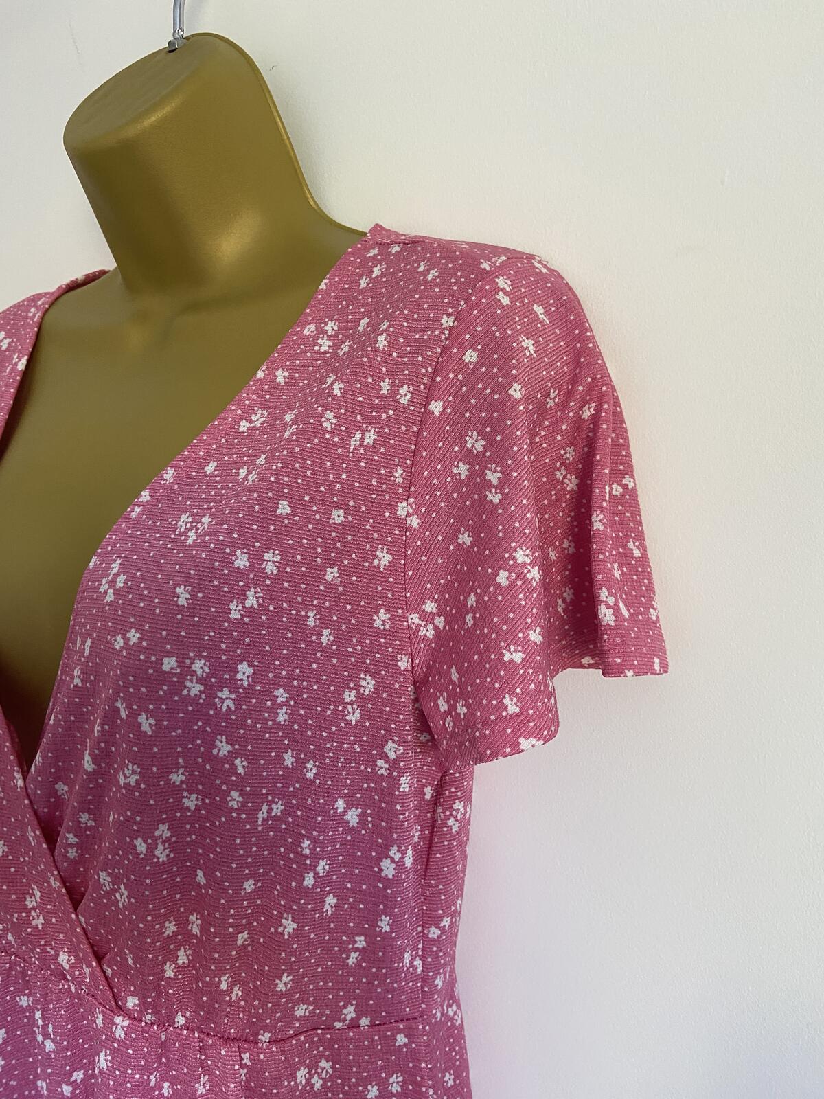 Lefties EU Large Pink Floral Faux Wrap Summer Dress Fluted Hem Short Sleeve