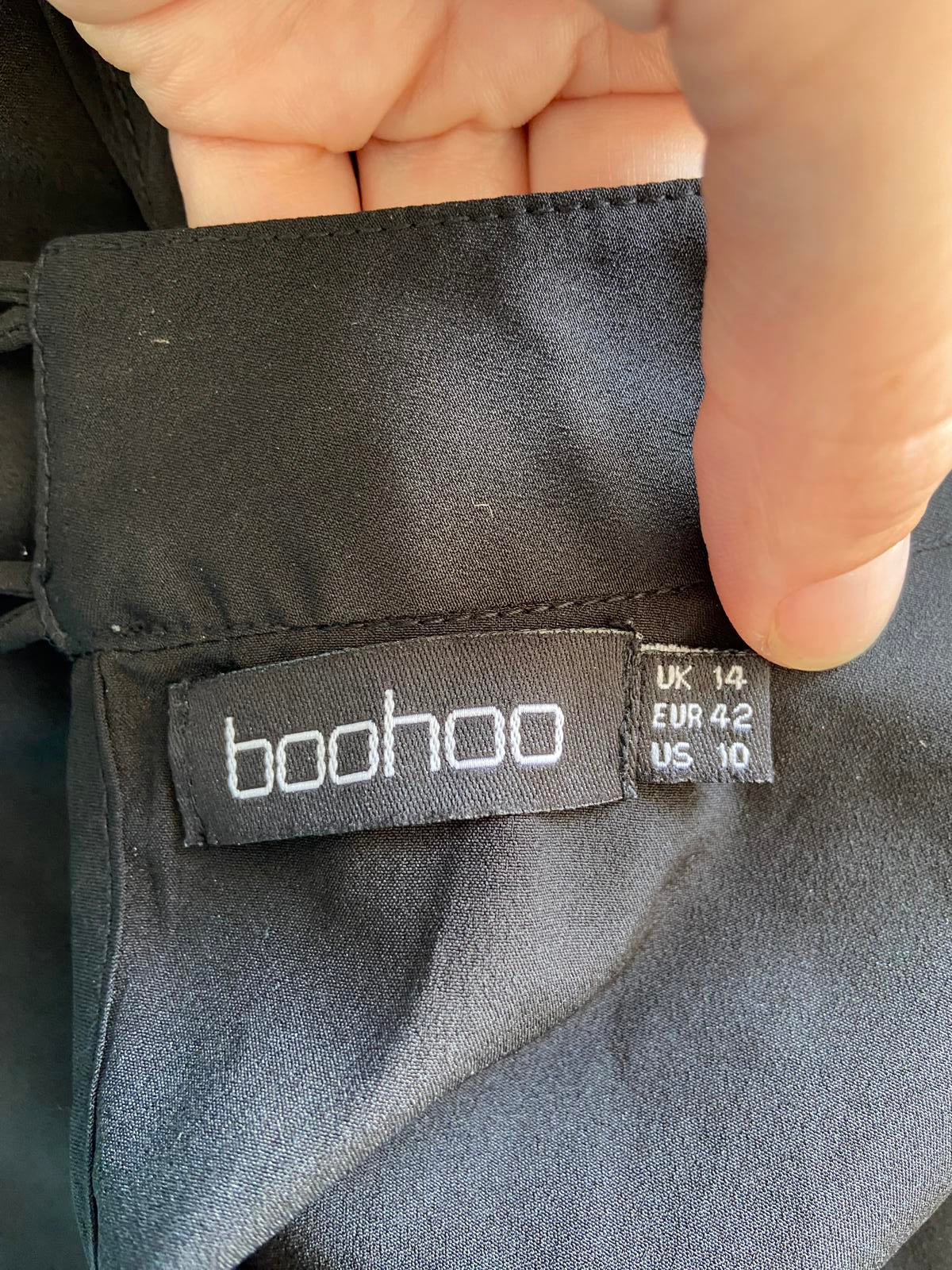 Boohoo Size 14 Black High Neck Blouse Long Sleeves with Open Shoulders