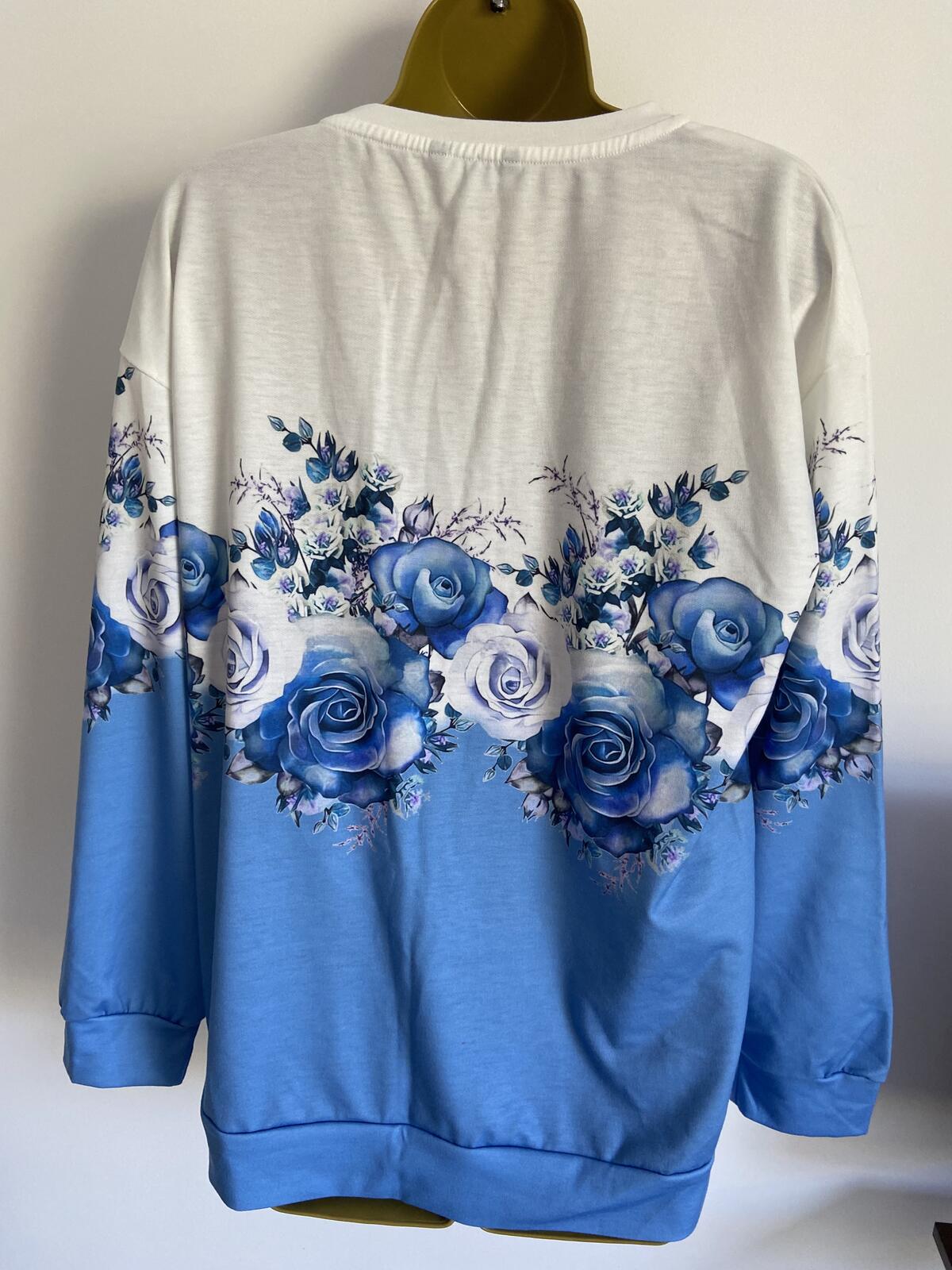 Shall We Blue & White Ombre Floral Rose 1/4 Zip Lightweight Sweater - Size Large
