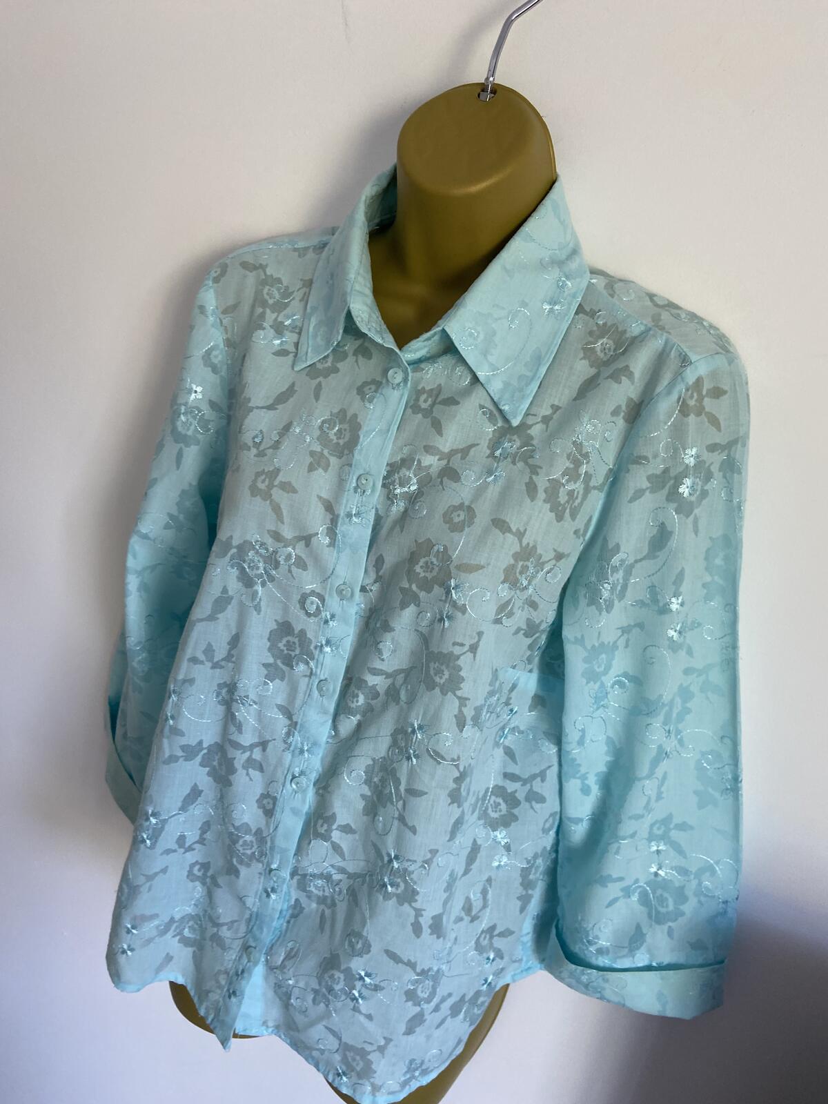 Papaya Turquoise Floral Embroidered 3/4 Sleeve Blouse - Size 14