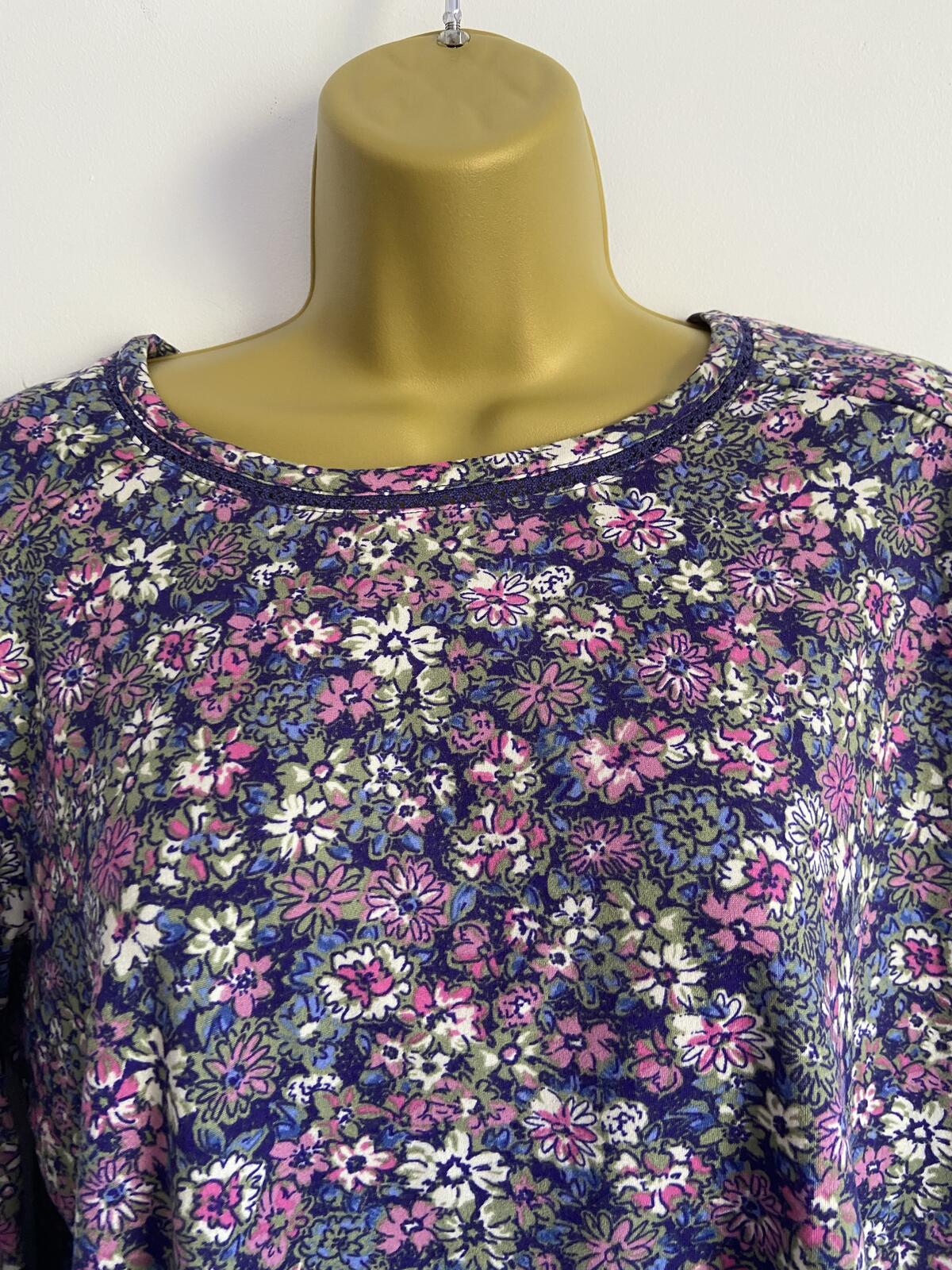Country Rose Floral Print 3/4 Sleeve Jersey Top - Size 8