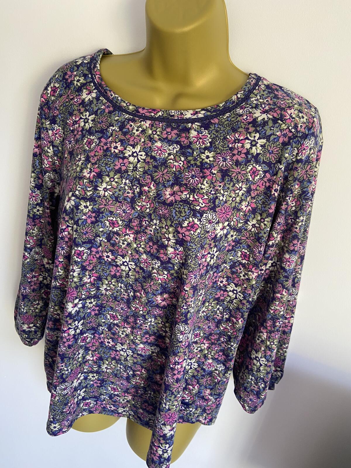 Country Rose Floral Print 3/4 Sleeve Jersey Top - Size 8