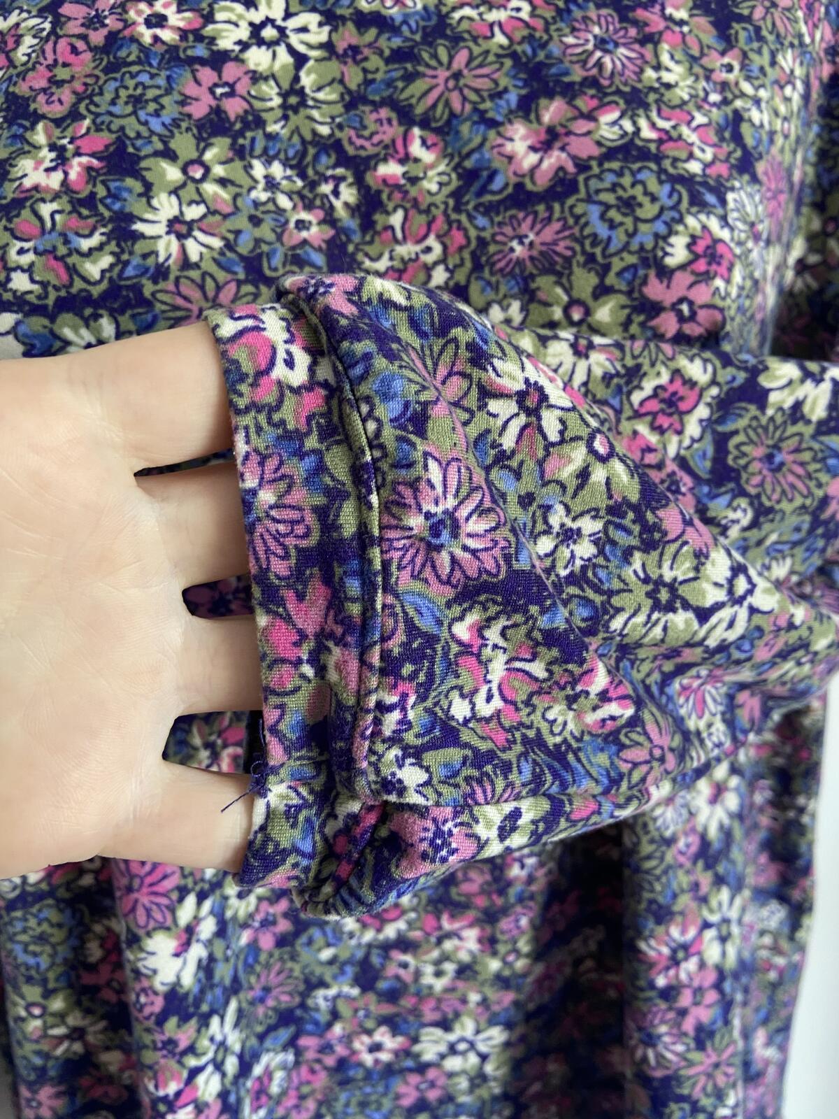 Country Rose Floral Print 3/4 Sleeve Jersey Top - Size 8