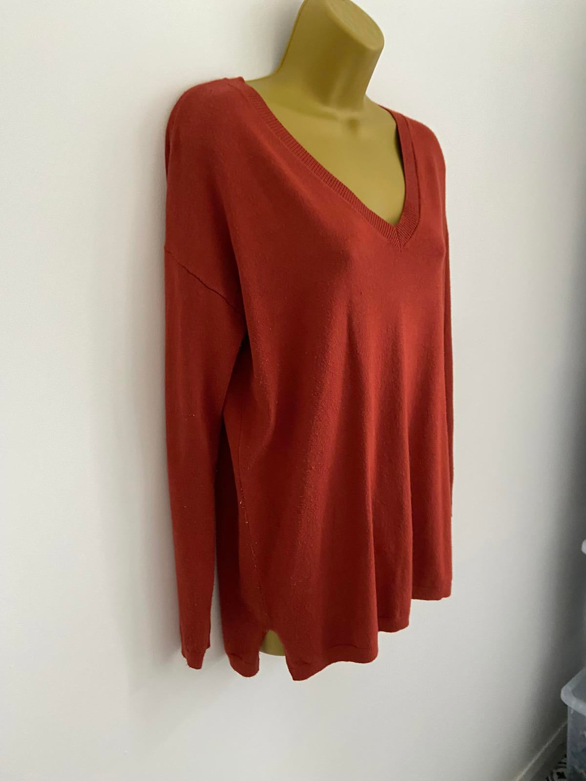 Peacocks Size 8 Burnt Orange V-Neck Jumper Soft Knit Lightweight Pullover