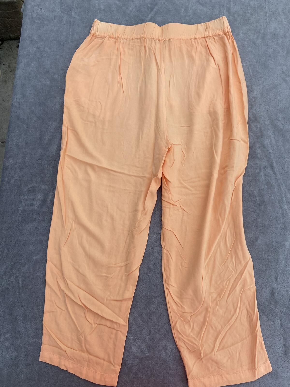 Tu Women's Pastel Orange Lightweight 100% Viscose Cropped Trousers Size 12