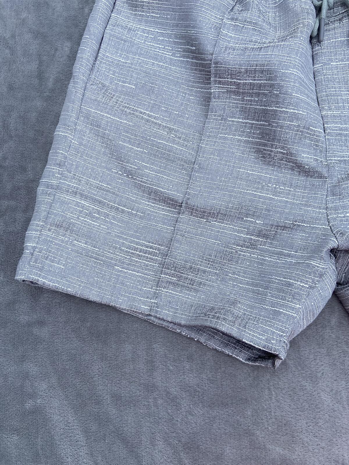 BoohooMAN Men's Grey Silver Textured Shorts - Size 2XL