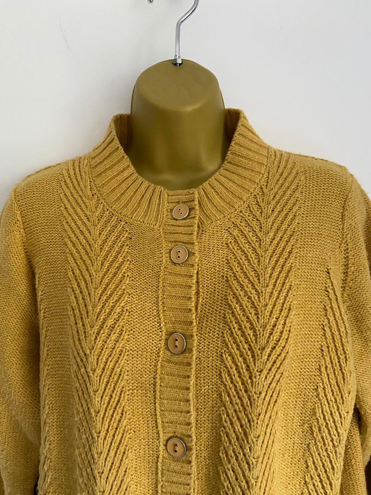 Honor Millburn Size 10-12 Mustard Yellow Chunky Knit Cardigan Pockets Warm
