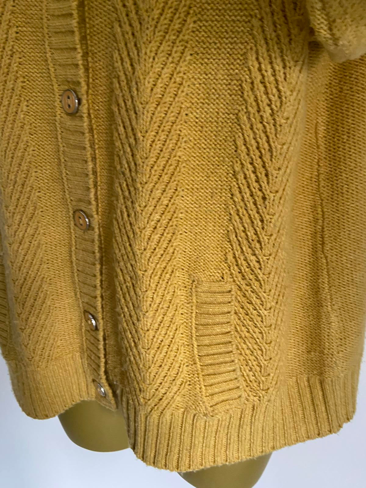 Honor Millburn Size 10-12 Mustard Yellow Chunky Knit Cardigan Pockets Warm