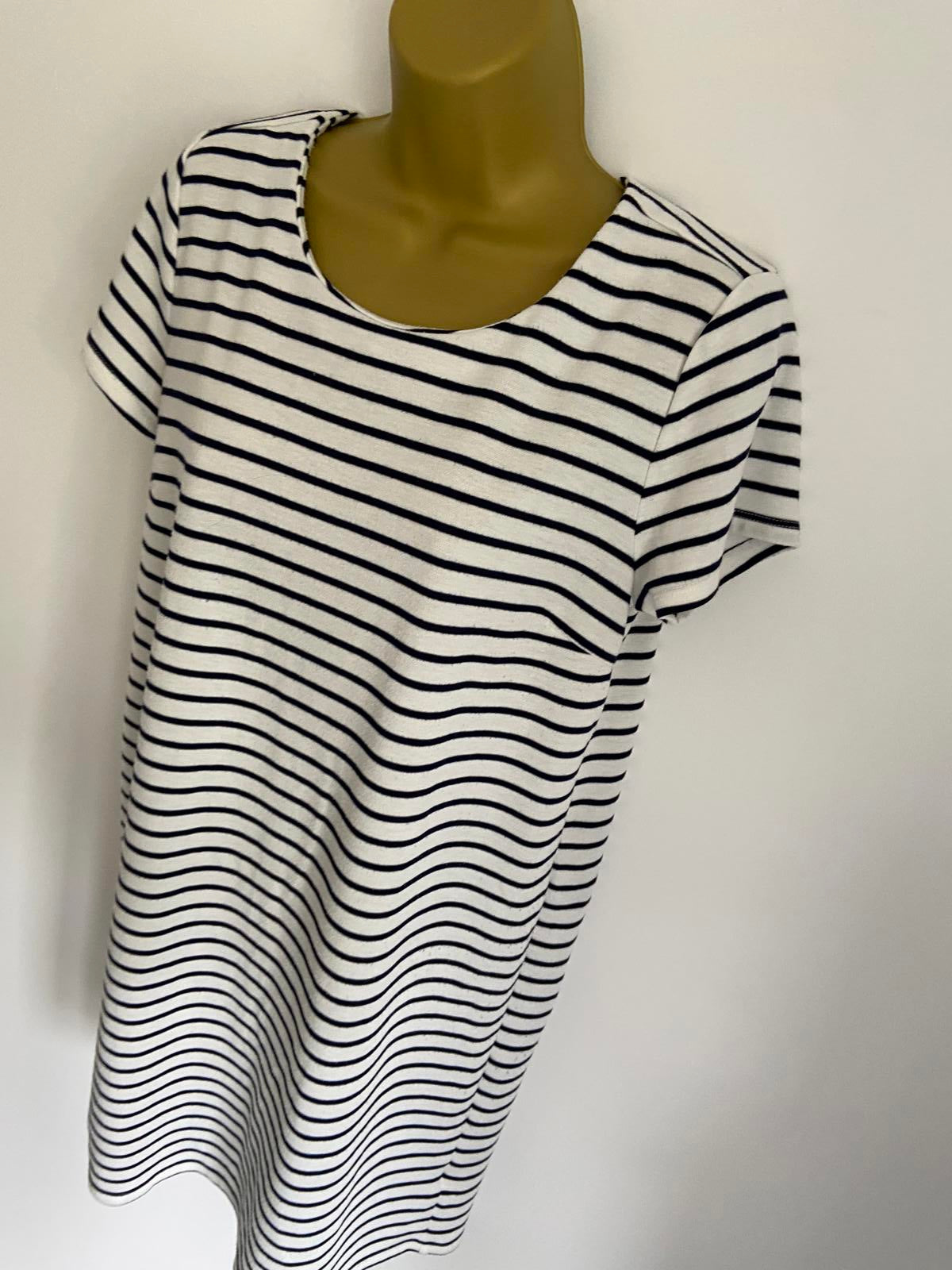 Esmara Size Medium White & Black Striped T-Shirt Dress Zip Back Mini Dress