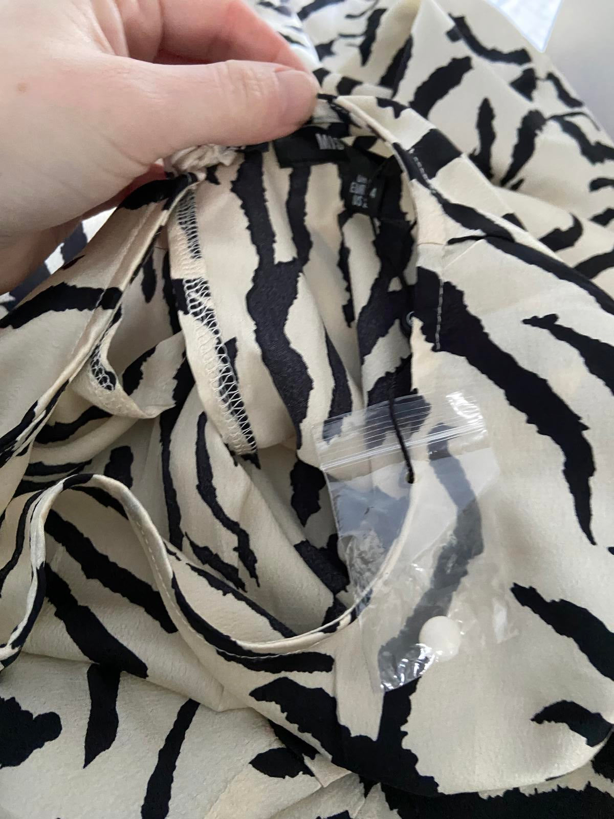 Missguided Size 6 BNWT Cream & Black Zebra Print Open Back Sleeve Midi Dress