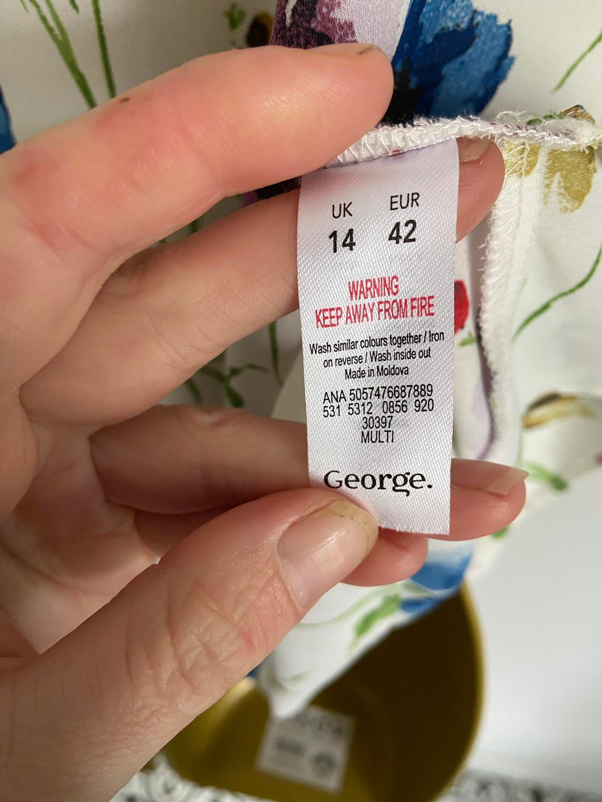 George Size 14 White Floral Sleeveless Blouse Bow Back Lightweight Spring Top