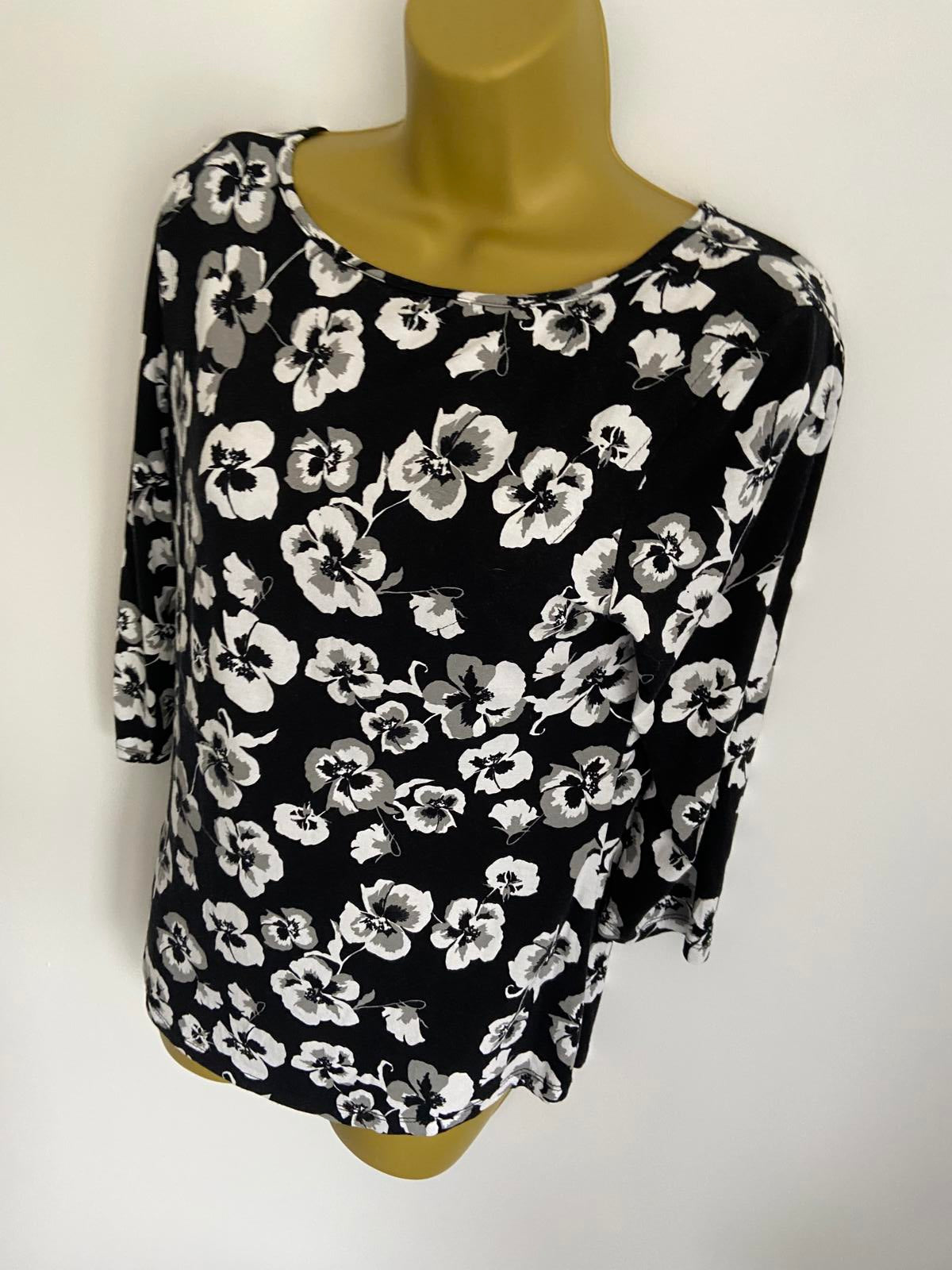 George Size 10 Black & White Pansy Floral Top 3/4 Sleeve Button Back Blouse