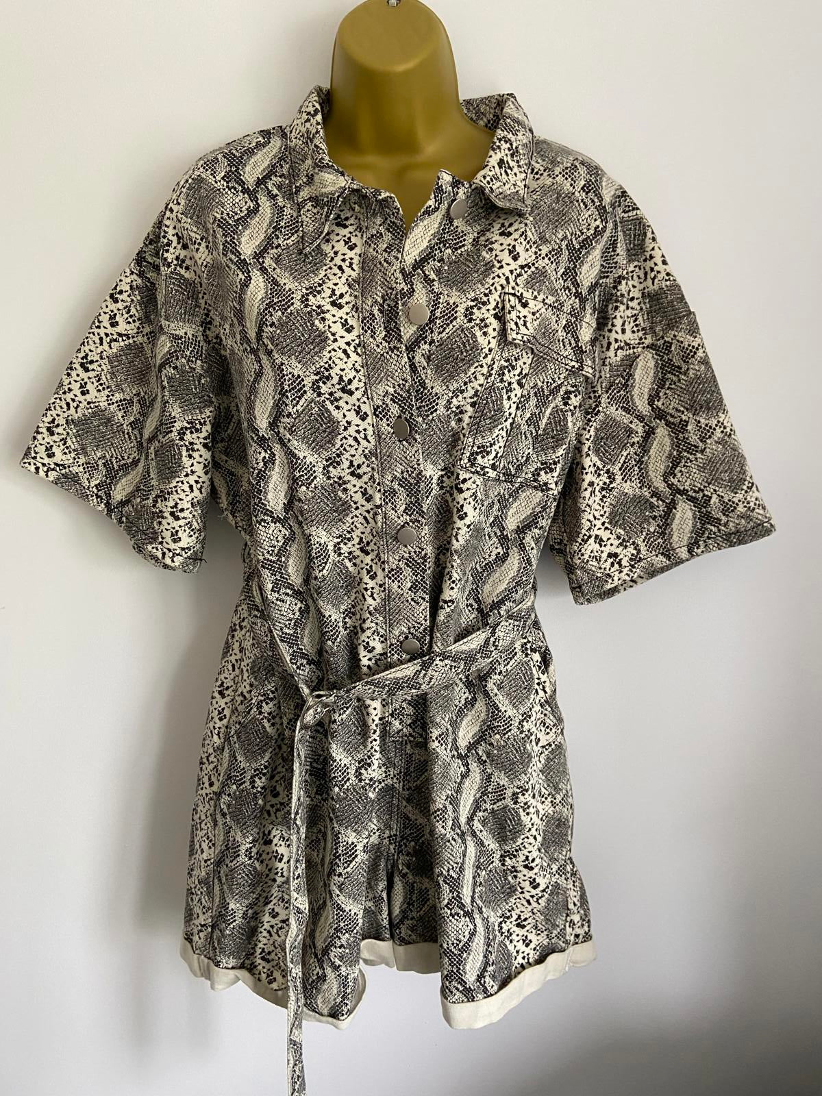 PrettyLittleThing Size 10 Cream Snakeskin Print Playsuit Jumpsuit With Belt