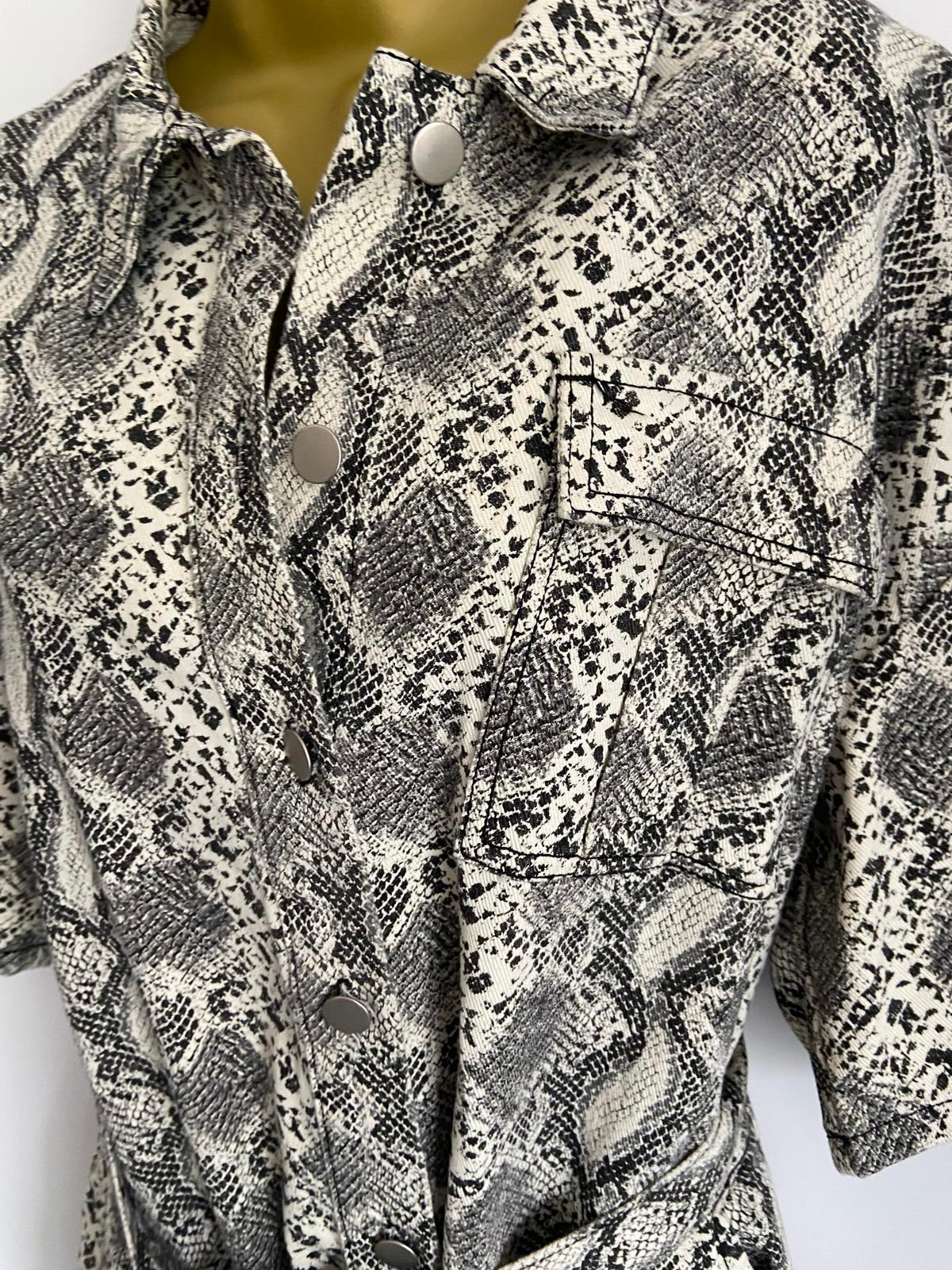 PrettyLittleThing Size 10 Cream Snakeskin Print Playsuit Jumpsuit With Belt