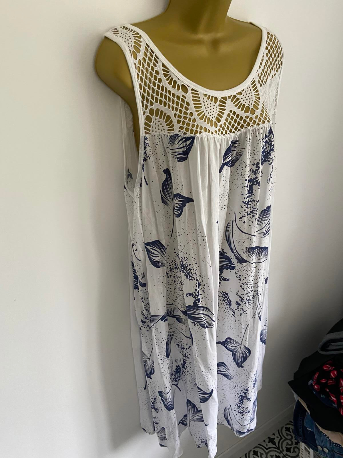 Blue & White Floral Nightdress Sleeveless Lace Detail Nightwear Large