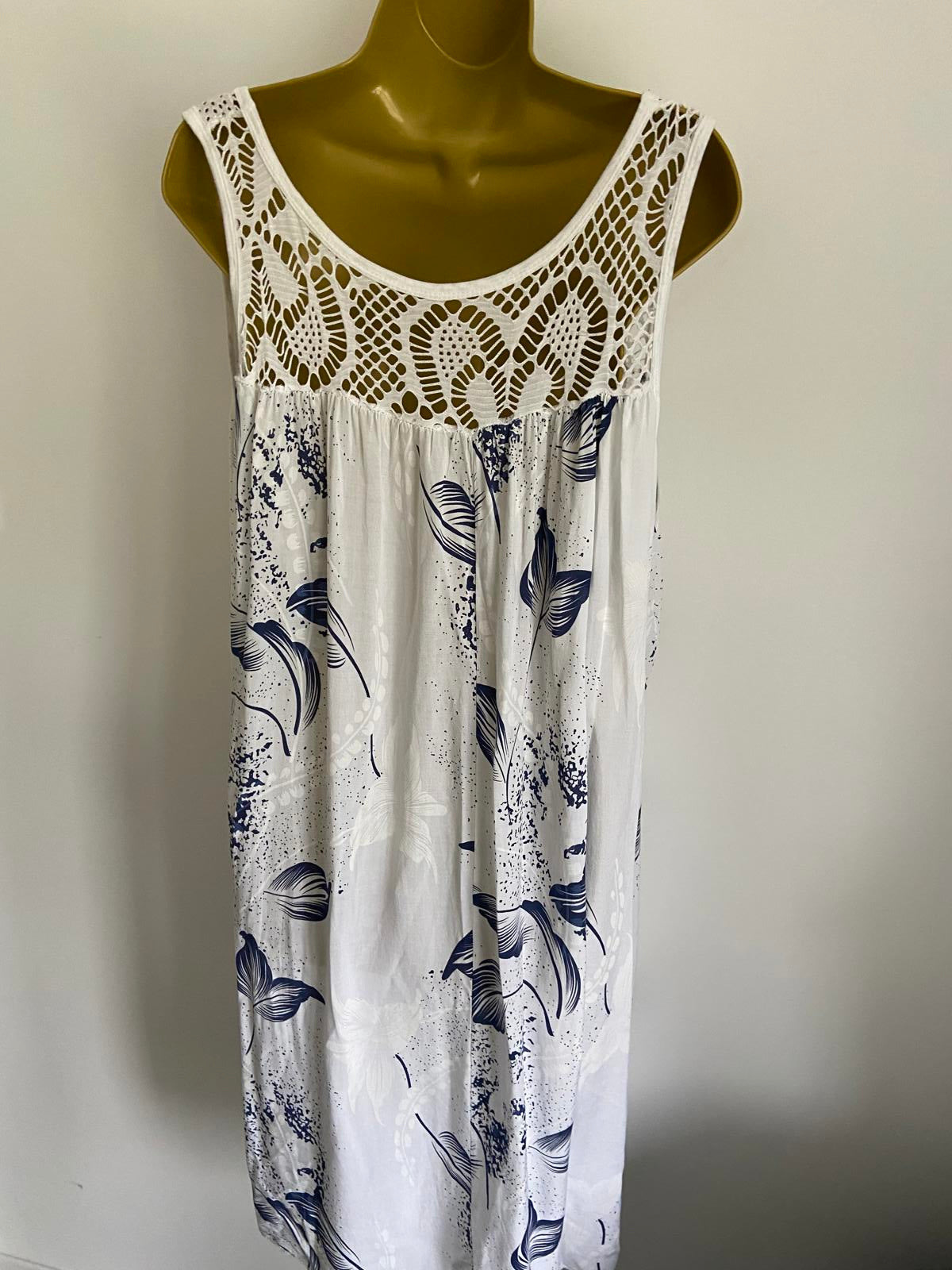 Blue & White Floral Nightdress Sleeveless Lace Detail Nightwear Large