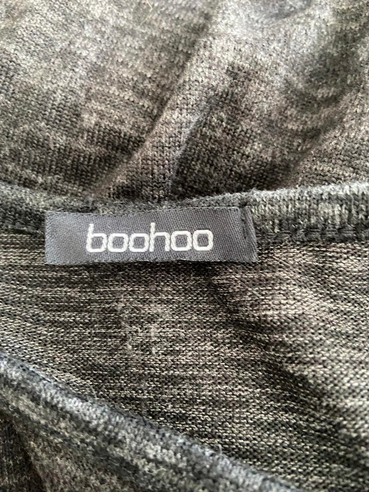 Boohoo Black Tie-Cuff Lightweight Sweater - Size M/L