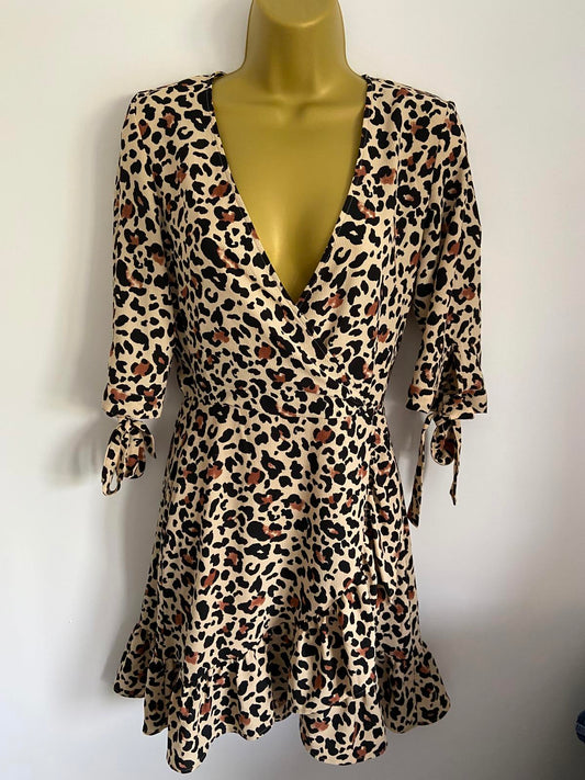 H&M Size 6 Leopard Print Wrap Front Tea Dress Ruffle Hem Ribbon Tie Sleeve