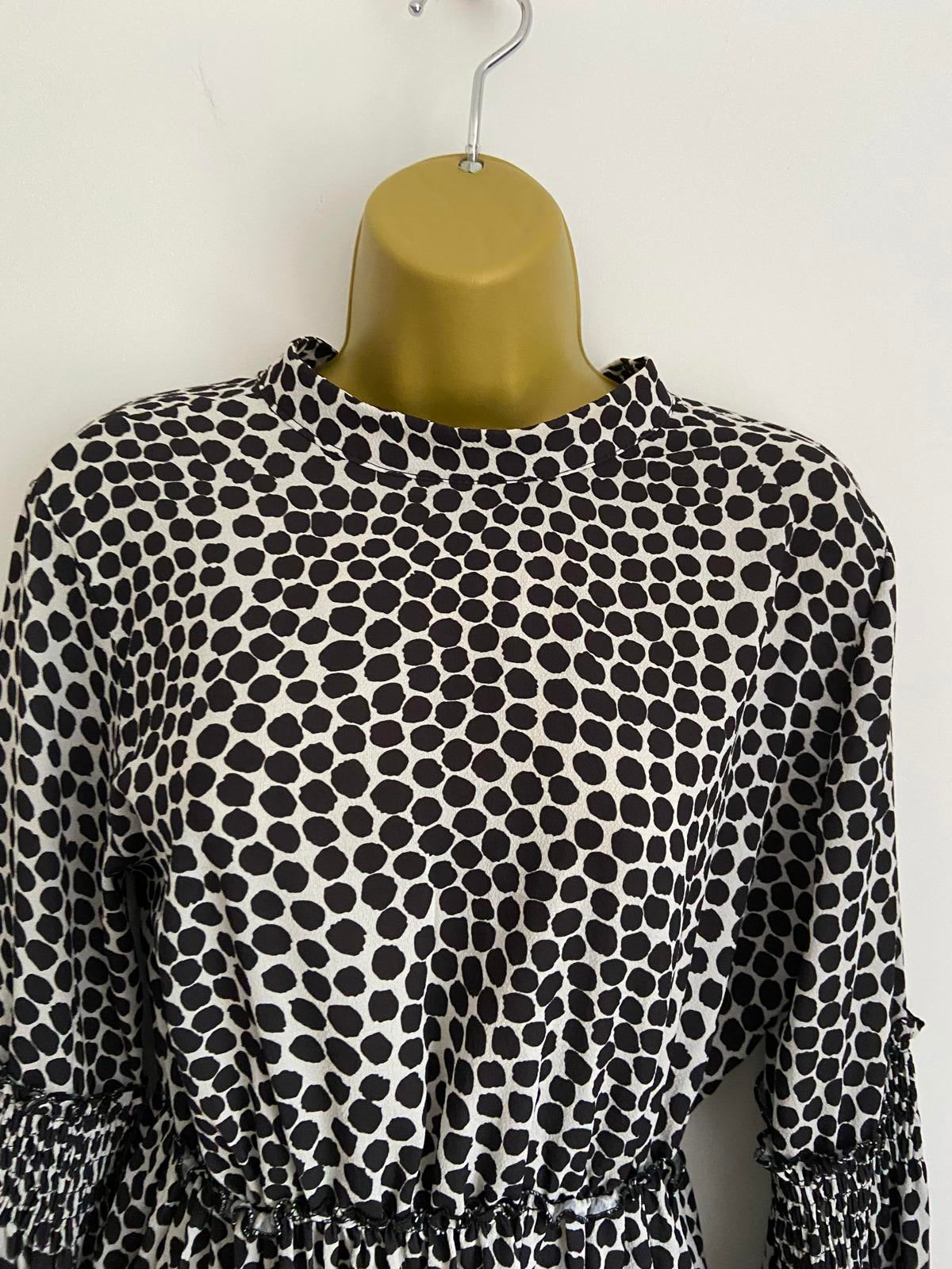 Boohoo Size 12 Black & White Polka Dot High Neck Blouse Long Puff Sleeve Top