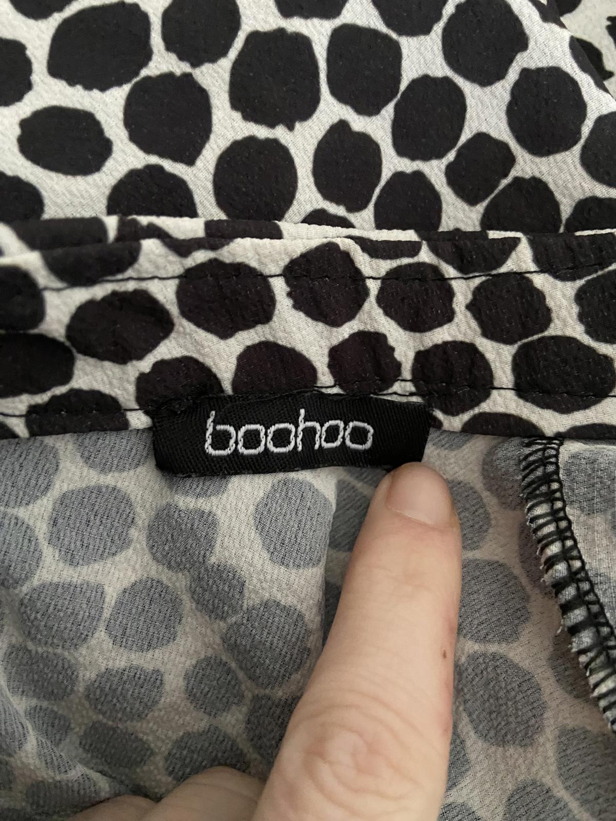 Boohoo Size 12 Black & White Polka Dot High Neck Blouse Long Puff Sleeve Top