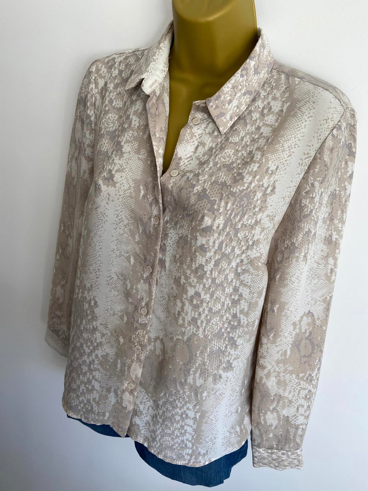 New Look Size 8 Snakeskin Print Shirt
