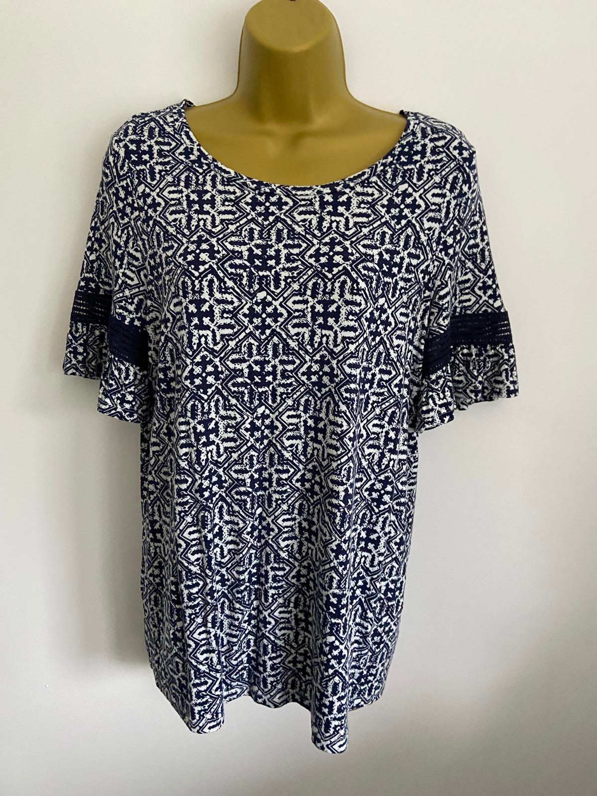 F&F Size 12 Blue & White Moroccan Print Blouse Lace Ruffle Short Sleeve Top