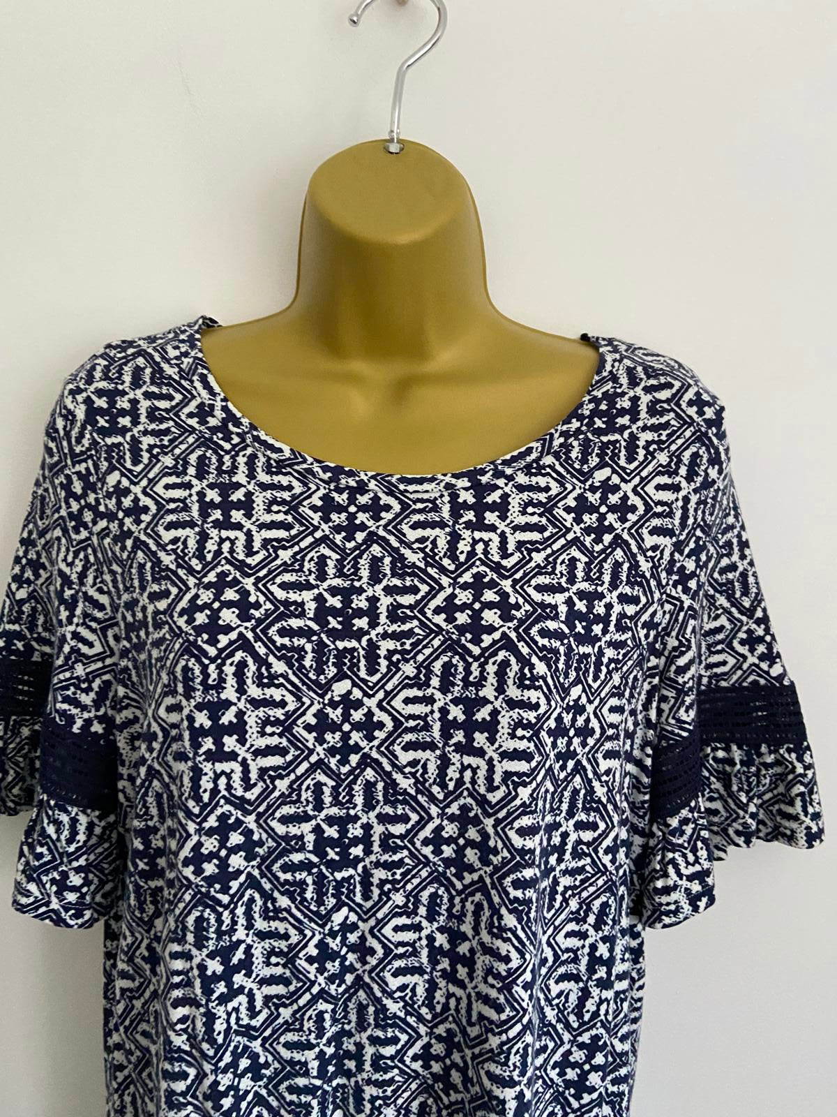 F&F Size 12 Blue & White Moroccan Print Blouse Lace Ruffle Short Sleeve Top