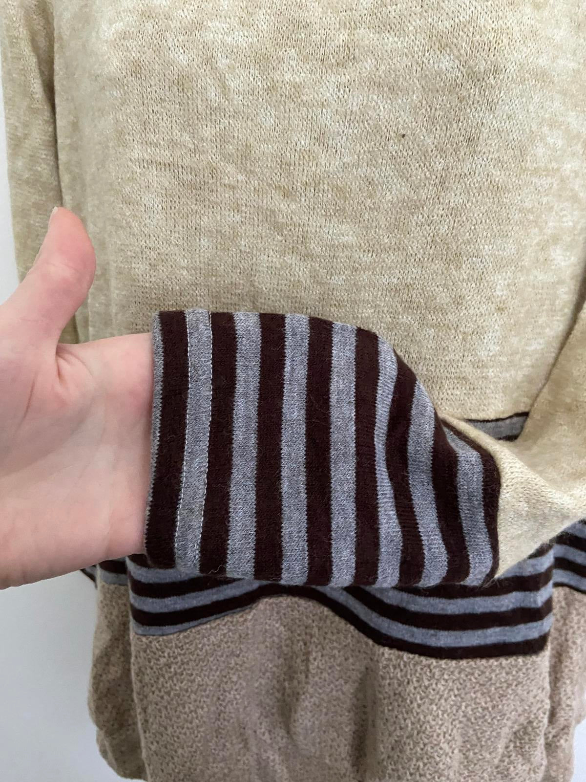 Pleasurable Journey Unique Colour Block Jumper/Sweater - Size S