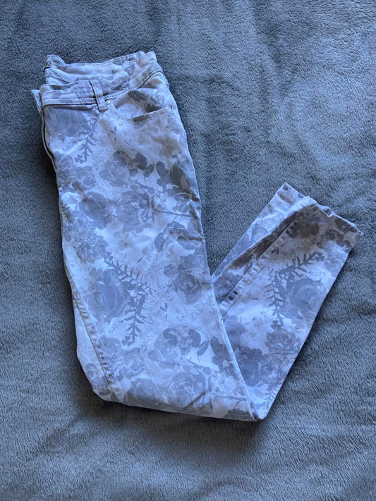 Tu Size 12 White & Grey Floral Denim Jeans Cropped Stretch Cotton Slim Leg