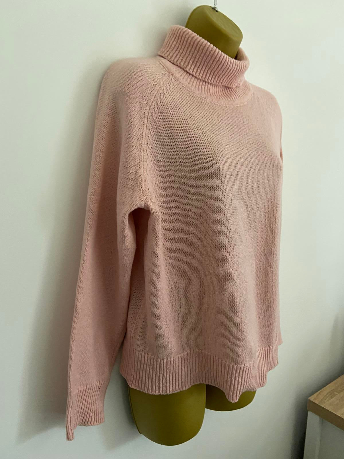 SHEIN Pink Roll Neck Turtleneck Jumper/Sweater - Size L, Excellent Pre-Loved