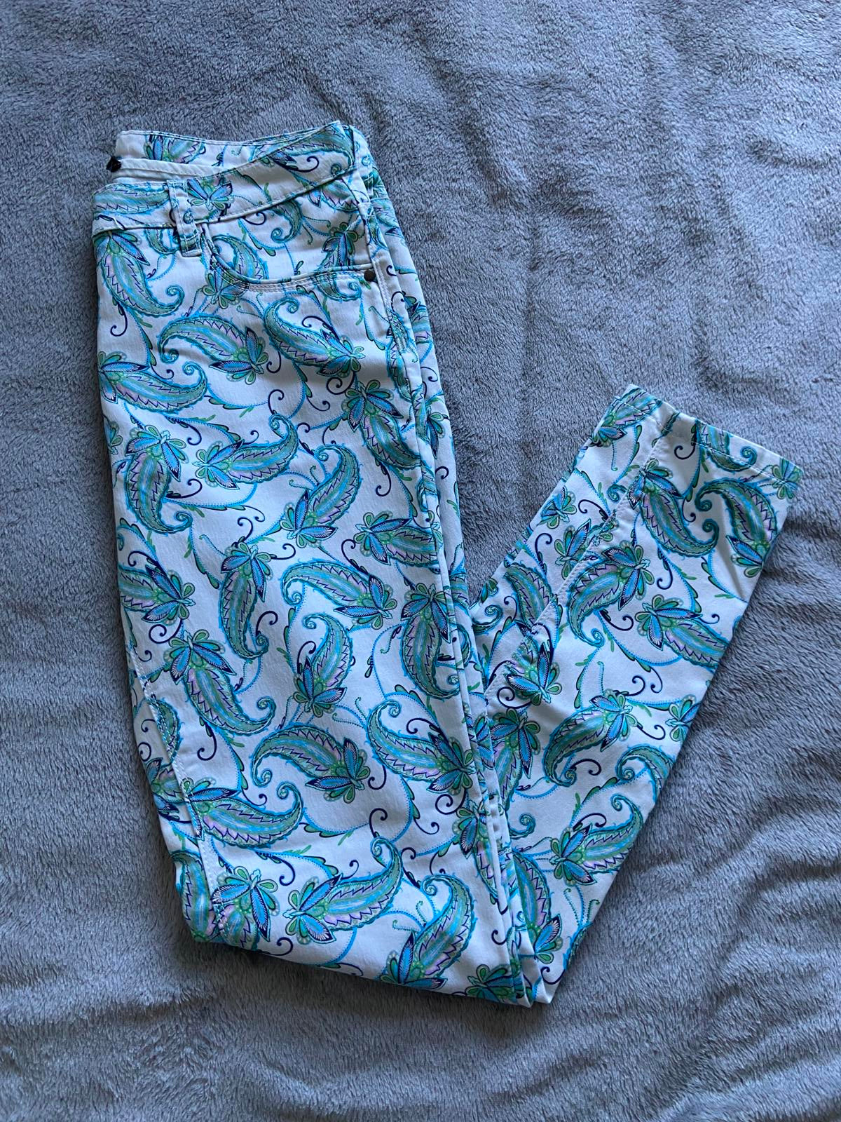 M&Co Size 12 White & Turquoise Paisley Floral Cotton Slim Leg Crop Jeans