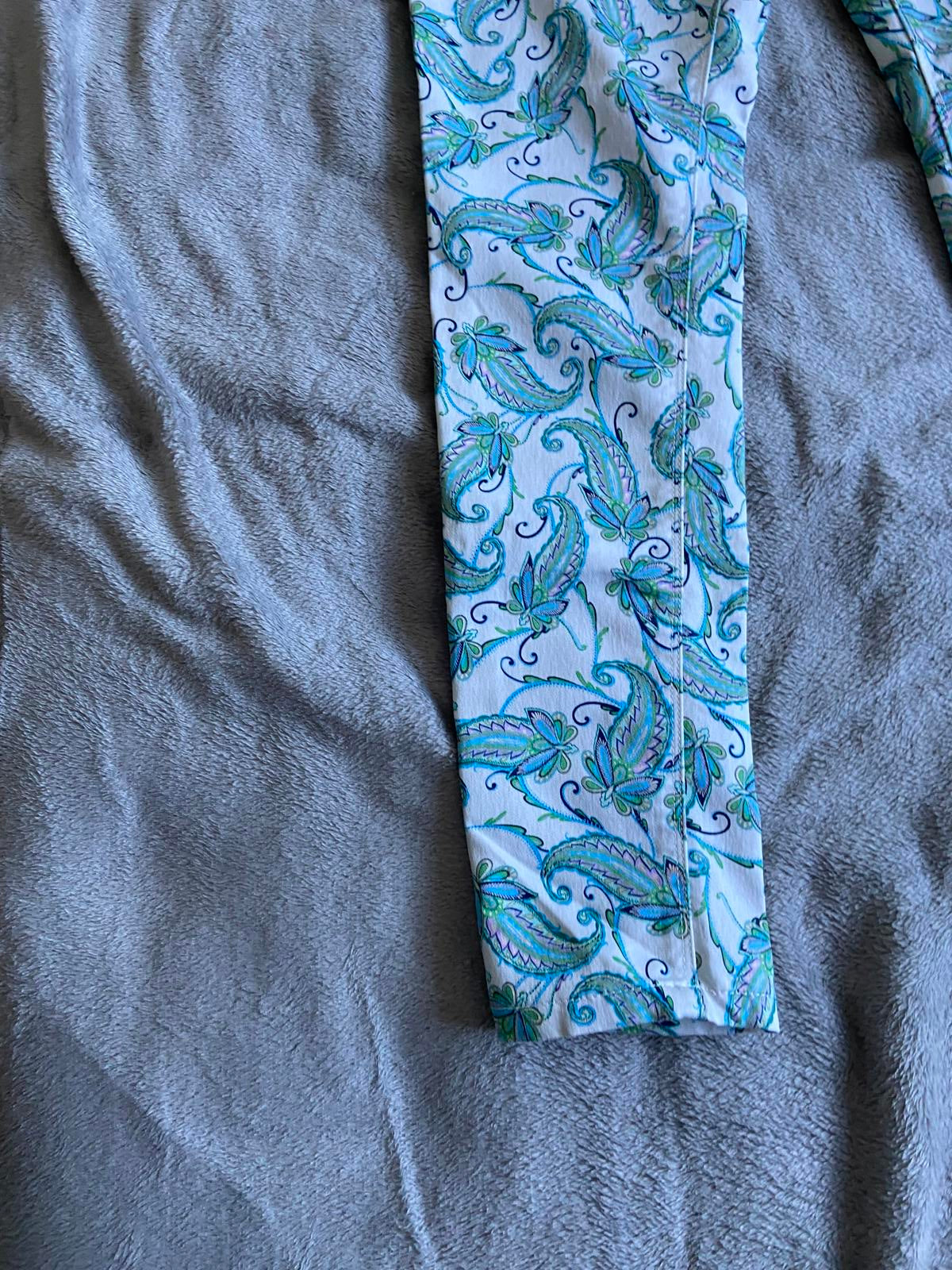 M&Co Size 12 White & Turquoise Paisley Floral Cotton Slim Leg Crop Jeans