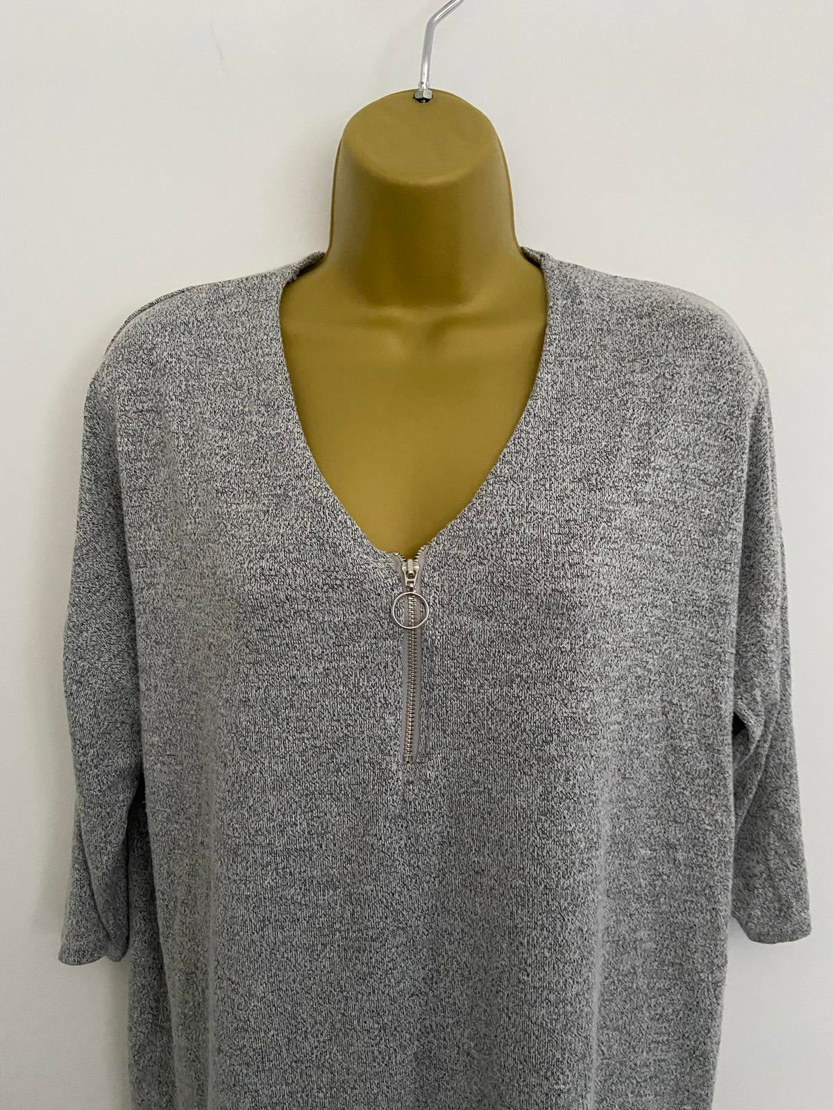 Papaya Grey Lightweight V-Neck Quarter Zip Jumper/Sweater - Size M, BNWOT