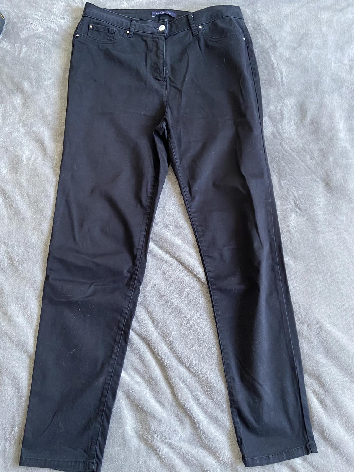 M&S Size 14 Regular Black Lightweight Cotton Stretch Denim Straight Leg Jeans