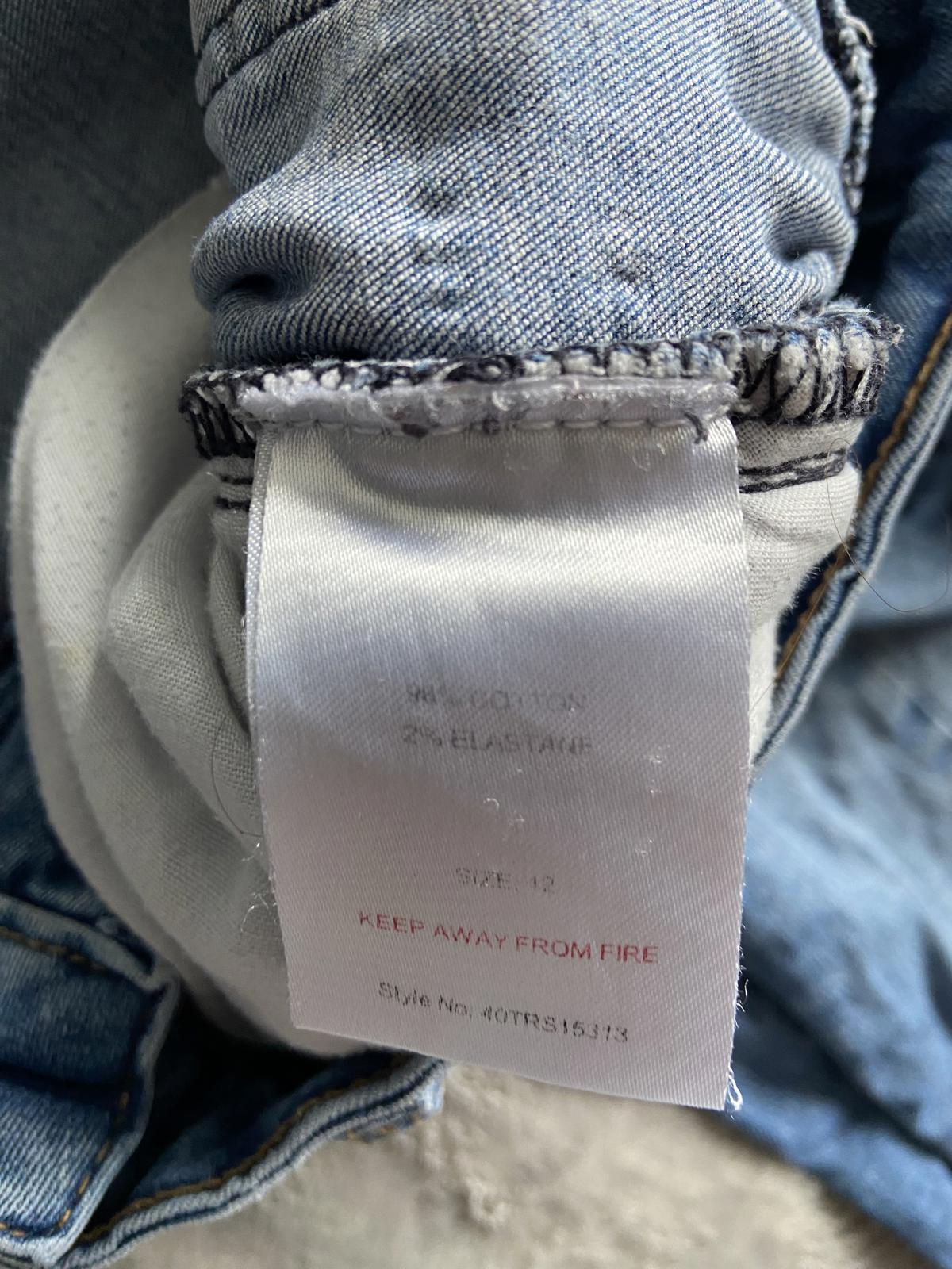 Urban Bliss Size 12 Blue Slim Straight Jeans Raw Hem Detail Cotton Stretch 26"