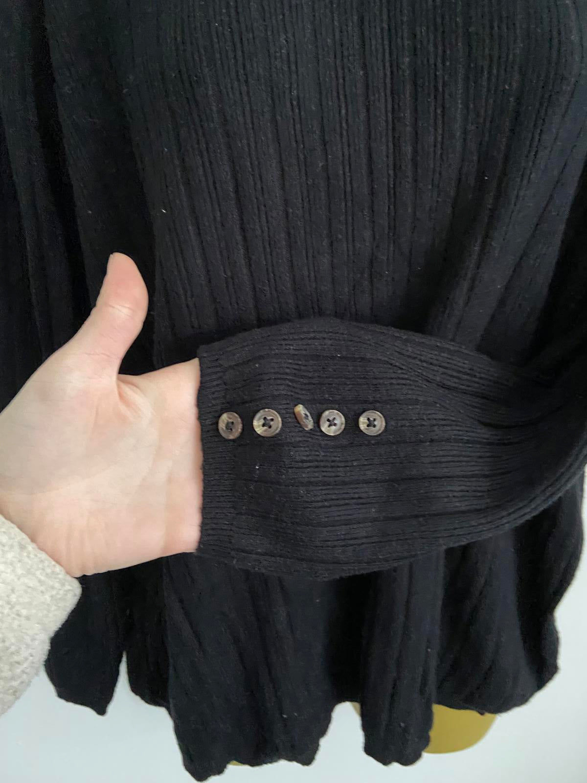 Nutmeg Ladies Black Sweater/Jumper - Cuff Buttons, Size UK 20