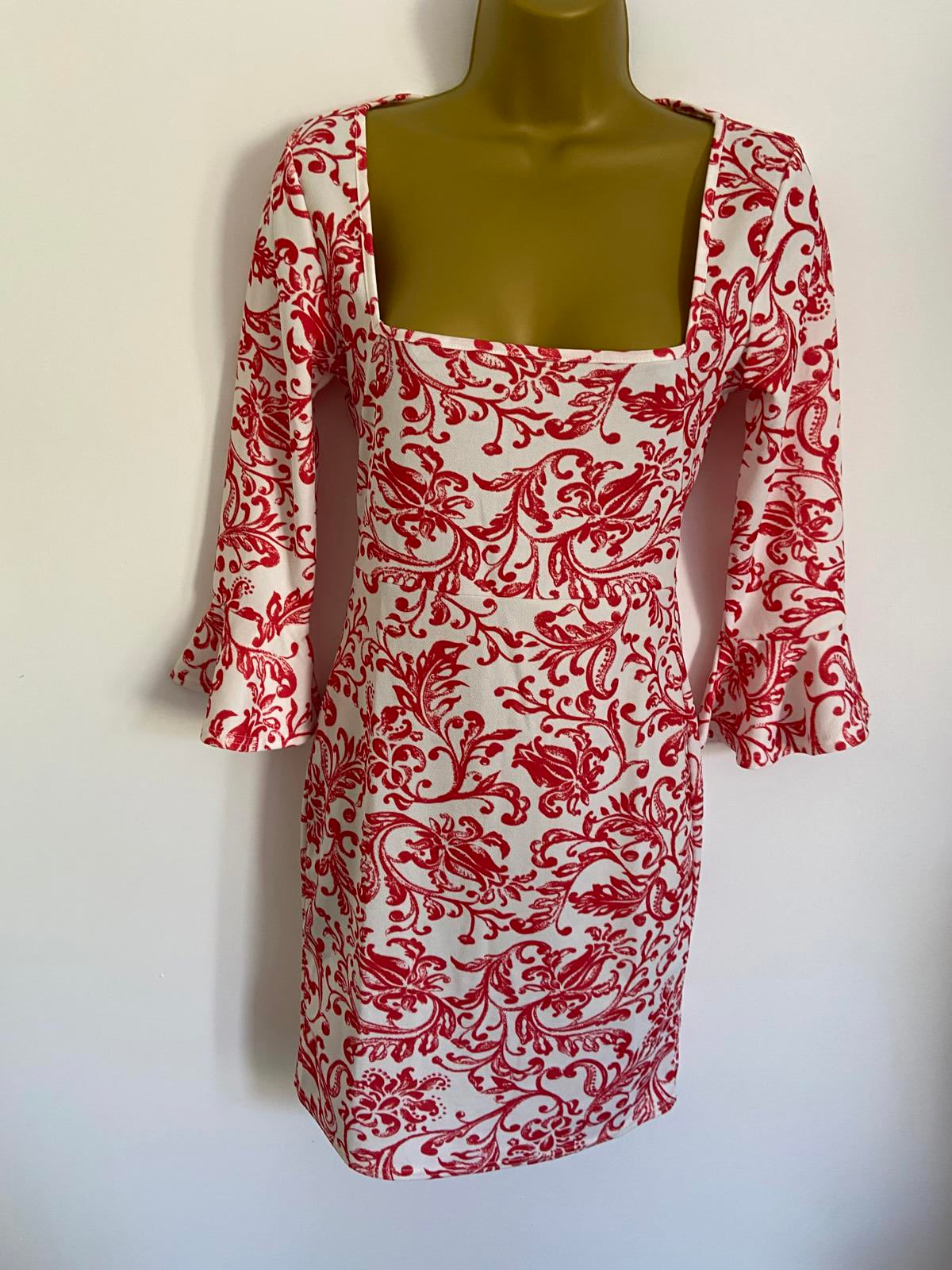 Missguided Size 8 White & Red Floral Paisley Print Bell Sleeve Bodycon Dress